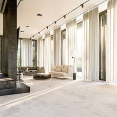 <strong> KARNISZE SUFITOWE </strong>